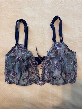 Victoria's Secret Embroidered Floral Underwire Bra - Navy Blue & Lavender